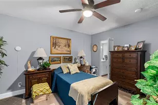 10402 Sunrise Lakes Blvd, Sunrise, FL 33322 - Photo 11