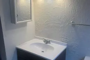 823 NE 14th Pl, Fort Lauderdale, FL 33304 - Photo 9