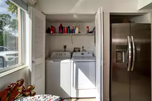 787 NW 91st Terrace, Plantation, FL 33324 - Photo 5