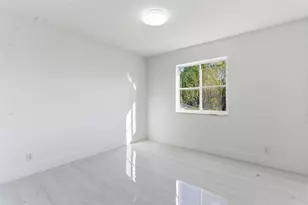 1170 Chenille Cir, Weston, FL 33327 - Photo 31