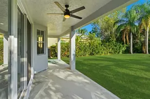 1170 Chenille Cir, Weston, FL 33327 - Photo 35