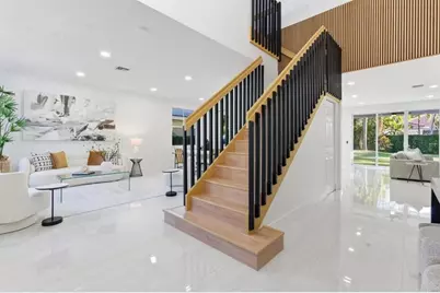 1170  Chenille Cir, Weston, FL 33327 - Photo 3