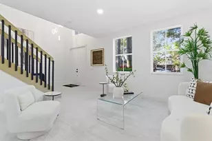 1170 Chenille Cir, Weston, FL 33327 - Photo 5