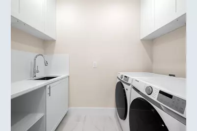 1215 N Victoria Park Rd, Fort Lauderdale, FL 33304 - Photo 17