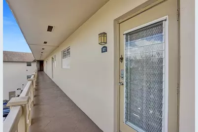 4800 NW 35th St, Unit #612, Lauderdale Lakes, FL 33319 - Photo 11