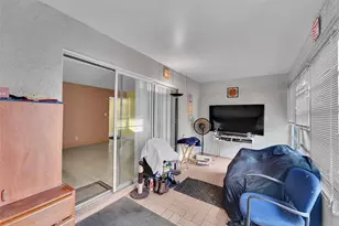 12 Meacham Ln, Tamarac, FL 33319 - Photo 21