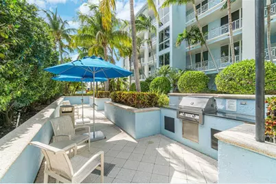 701 SE 21st Ave, Unit #301, Deerfield Beach, FL 33441 - Photo 45