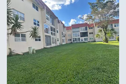 2651 E Sunrise Lks Dr, Unit #308, Fort Lauderdale, FL 33322 - Photo 13