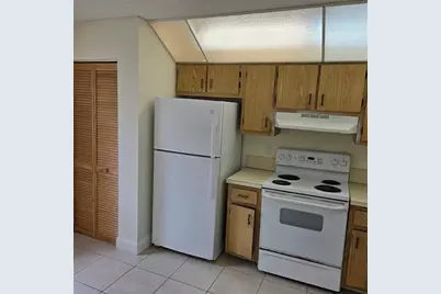 7931  Southgate Blvd, Unit #E-9, Pompano Beach, FL 33068 - Photo 7