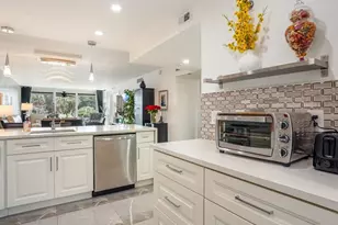 3510 Oaks Way, Pompano Beach, FL 33069 - Photo 15