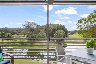 3510 Oaks Way, Pompano Beach, FL 33069 - Photo 37