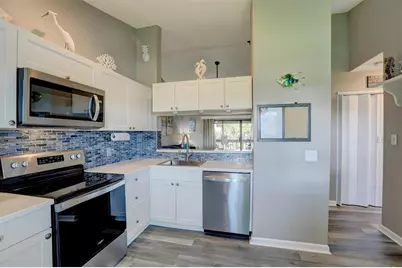 5725  Pelican Pointe Dr, Unit #4, Sebastian, FL 32958 - Photo 23