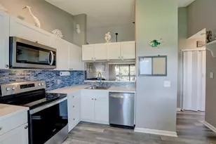 5725 Pelican Pointe Dr, Sebastian, FL 32958 - Photo 23