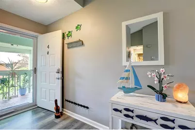 5725  Pelican Pointe Dr, Unit #4, Sebastian, FL 32958 - Photo 11