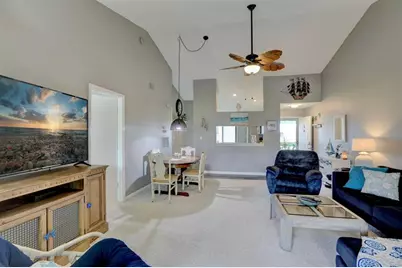 5725  Pelican Pointe Dr, Unit #4, Sebastian, FL 32958 - Photo 15