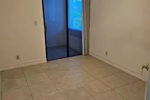 5583 Courtyard Dr, Margate, FL 33063 - Photo 13