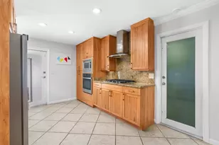 5141 NE 19th Ave, Fort Lauderdale, FL 33308 - Photo 11