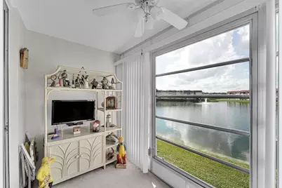 8880  Sunrise Lakes Blvd, Unit #209, Sunrise, FL 33322 - Photo 27