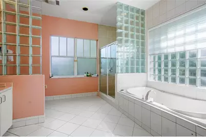 140  Royal Palm Ct, Plantation, FL 33317 - Photo 13