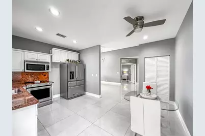 6406  Via Rosa, Boca Raton, FL 33433 - Photo 11