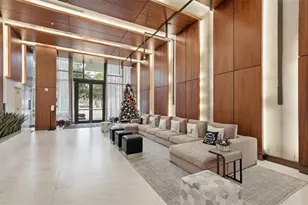 2960 NE 207th St, Miami, FL 33180 - Photo 29