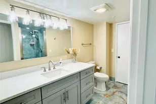 2200 S Cypress Bend Dr, Pompano Beach, FL 33069 - Photo 11