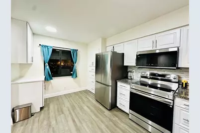 2200 S Cypress Bend Dr, Unit #802, Pompano Beach, FL 33069 - Photo 7