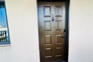 2200 S Cypress Bend Dr, Pompano Beach, FL 33069 - Photo 21