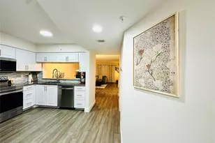 2200 S Cypress Bend Dr, Pompano Beach, FL 33069 - Photo 5