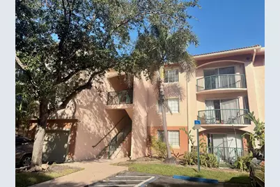 2119 SE 10th Ave, Unit #910, Fort Lauderdale, FL 33316 - Photo 1