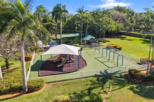 1585 Victoria Isle Way, Weston, FL 33327 - Photo 87