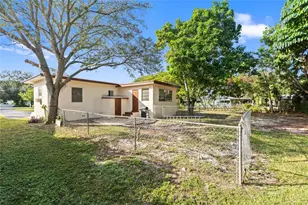 5705 Harding St, Hollywood, FL 33021 - Photo 9