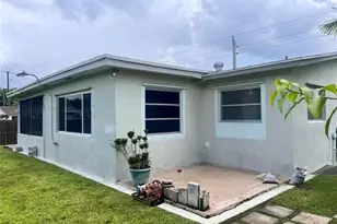 8361 NW 27th Pl, Sunrise, FL 33322 - Photo 25