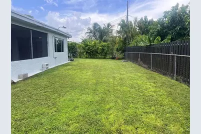 8361 NW 27th Pl, Sunrise, FL 33322 - Photo 31