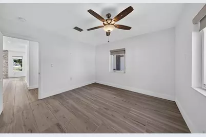 1763 NE 15th St, Fort Lauderdale, FL 33304 - Photo 15