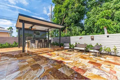 1763 NE 15th St, Fort Lauderdale, FL 33304 - Photo 3