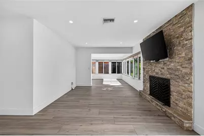 1763 NE 15th St, Fort Lauderdale, FL 33304 - Photo 9