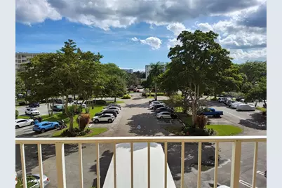 3090 N Course Dr, Unit #412, Pompano Beach, FL 33069 - Photo 27