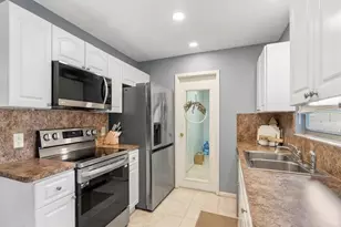 121 NW Doreen St, Port Saint Lucie, FL 34983 - Photo 13