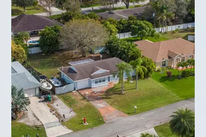 121 NW Doreen St, Port Saint Lucie, FL 34983 - Photo 35