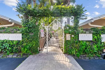 1200 NE 17th Ct, Unit #3, Fort Lauderdale, FL 33305 - Photo 15