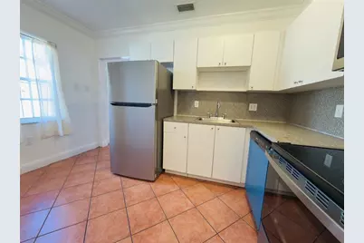 3172  McDonald St, Miami, FL 33133 - Photo 15