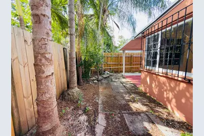 3172  McDonald St, Miami, FL 33133 - Photo 33