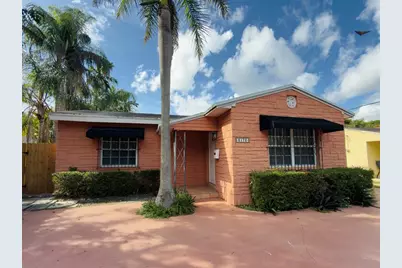 3172  McDonald St, Miami, FL 33133 - Photo 3