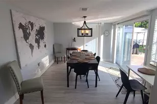 321 Mid Pines Rd, Palm Springs, FL 33461 - Photo 9