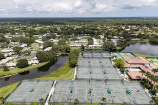 292 Canterbury Dr E, Palm Beach Gardens, FL 33418 - Photo 55