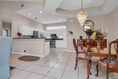 292  Canterbury Dr  E., Palm Beach Gardens, FL 33418 - Photo 19