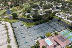 292 Canterbury Dr E, Palm Beach Gardens, FL 33418 - Photo 57