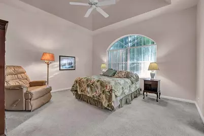 292  Canterbury Dr  E., Palm Beach Gardens, FL 33418 - Photo 25