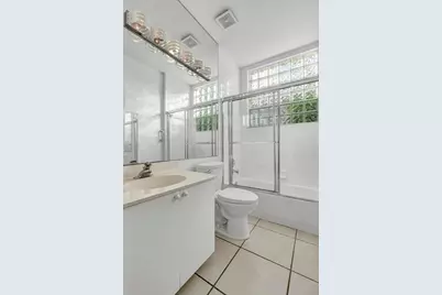 292  Canterbury Dr  E., Palm Beach Gardens, FL 33418 - Photo 31